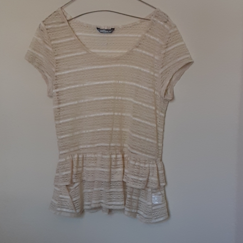 Wallflower lace top